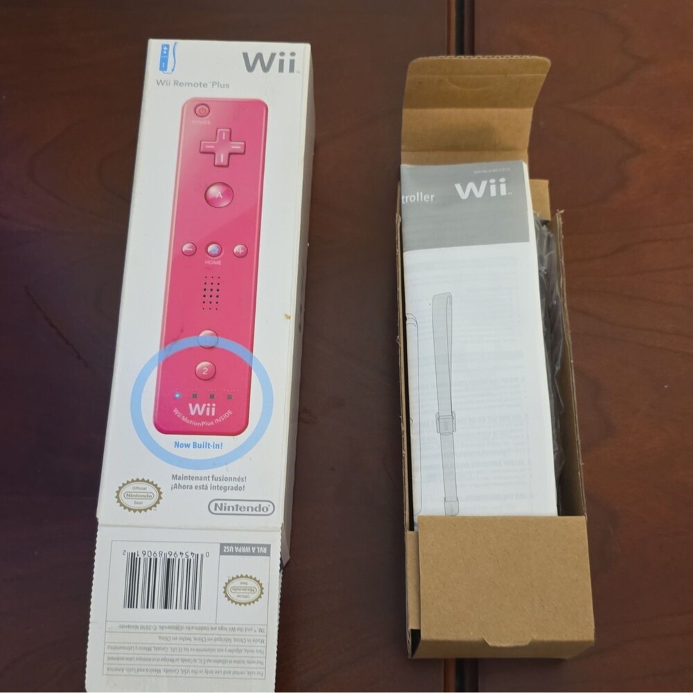 Nintendo Wii Remote Plus Motion Controller Motion Plus Pink OPEN BOX